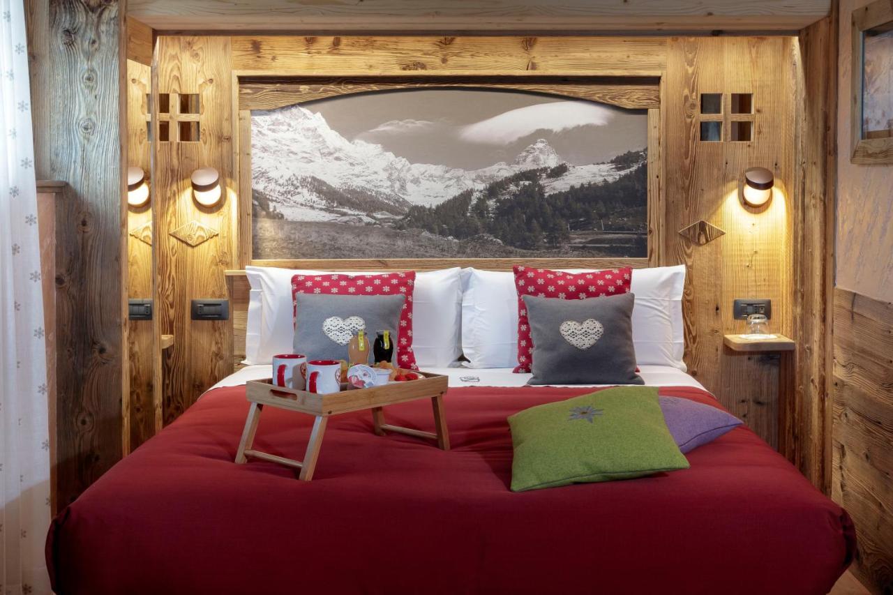 Chalet Matterhorn Francois - Central Ski Chalet With Spa And Breakfast, 100Mt Lift Breuil-Cervinia Exterior foto