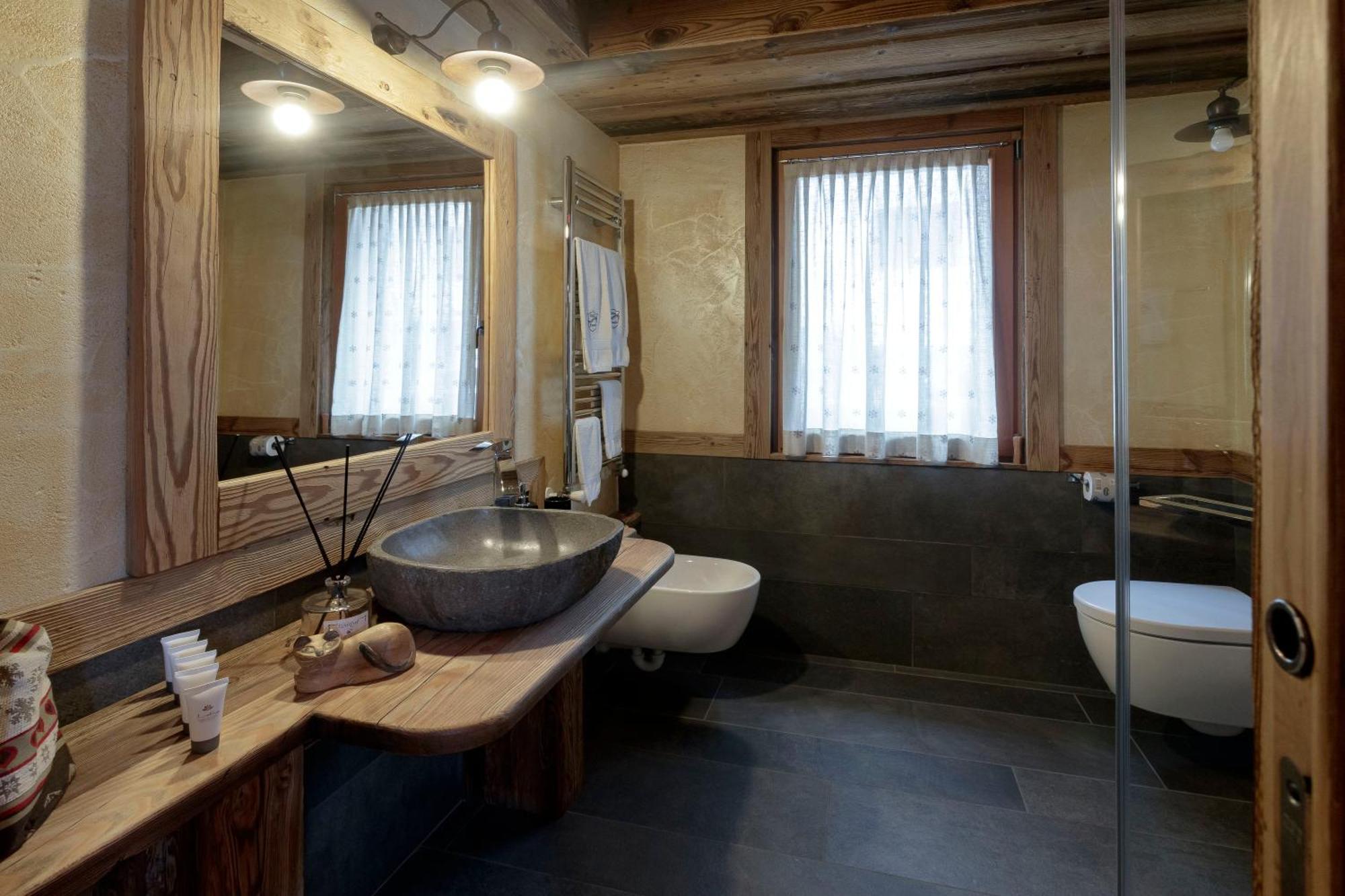 Chalet Matterhorn Francois - Central Ski Chalet With Spa And Breakfast, 100Mt Lift Breuil-Cervinia Exterior foto